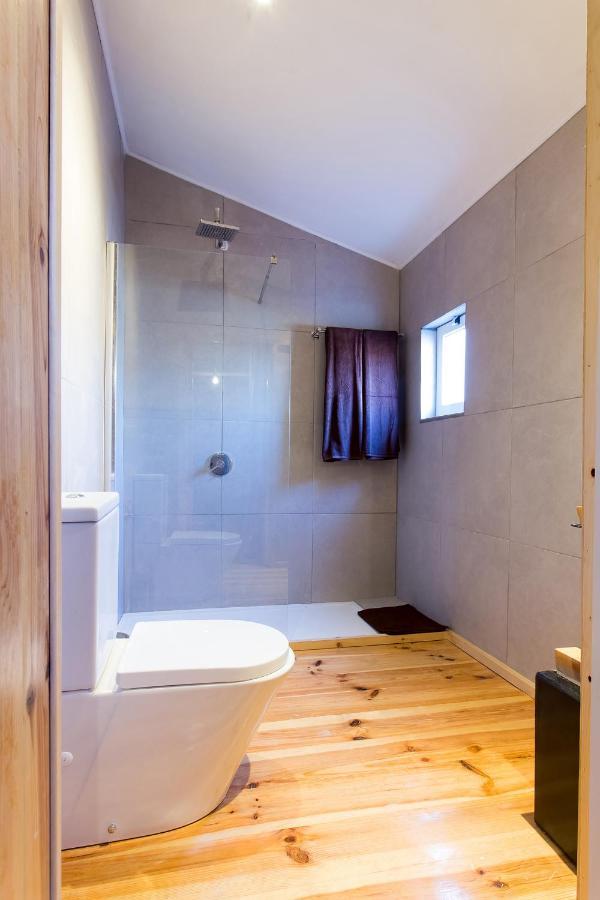 אובאר Feel At Home Guest House מראה חיצוני תמונה