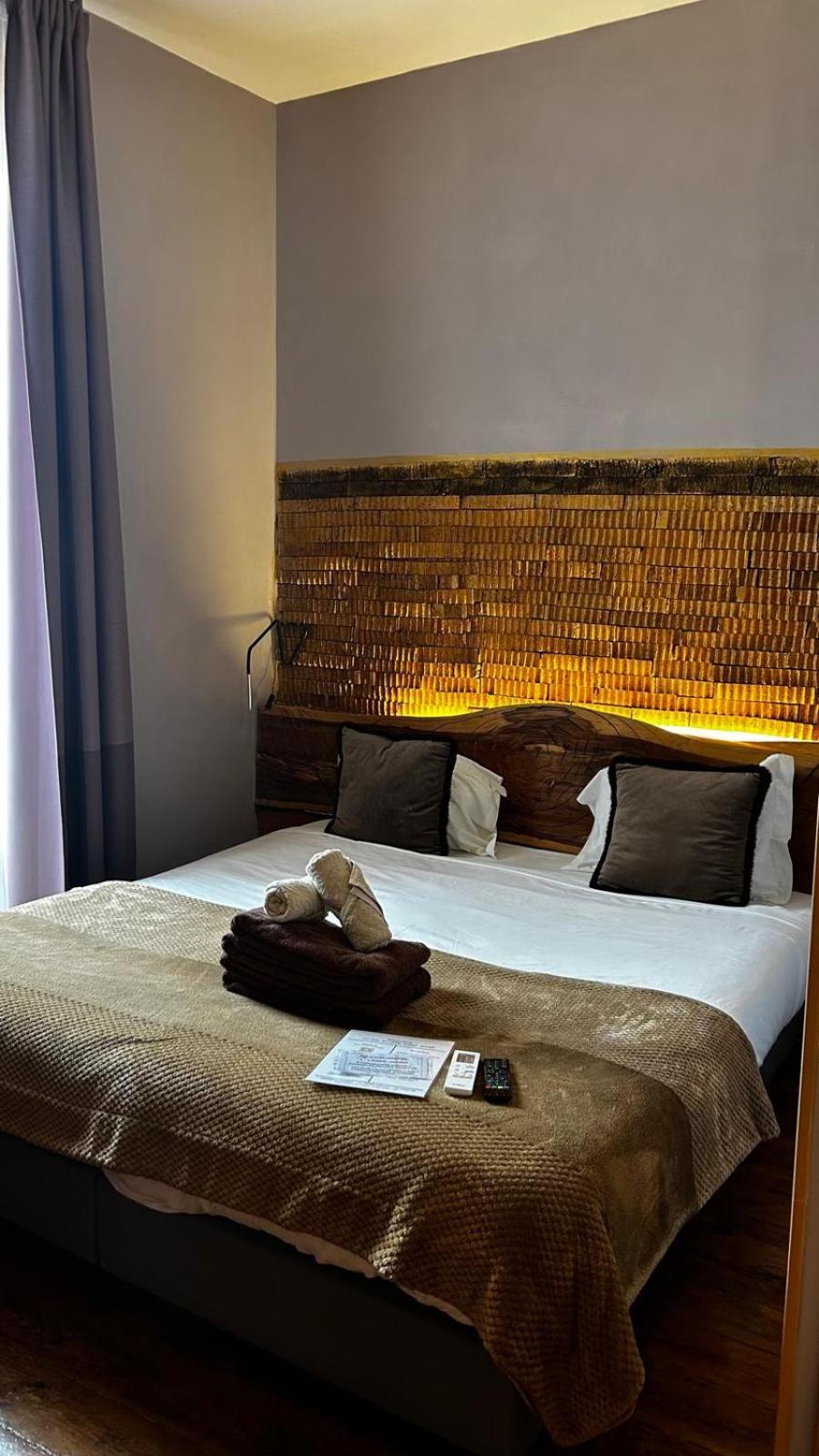 אובאר Feel At Home Guest House מראה חיצוני תמונה